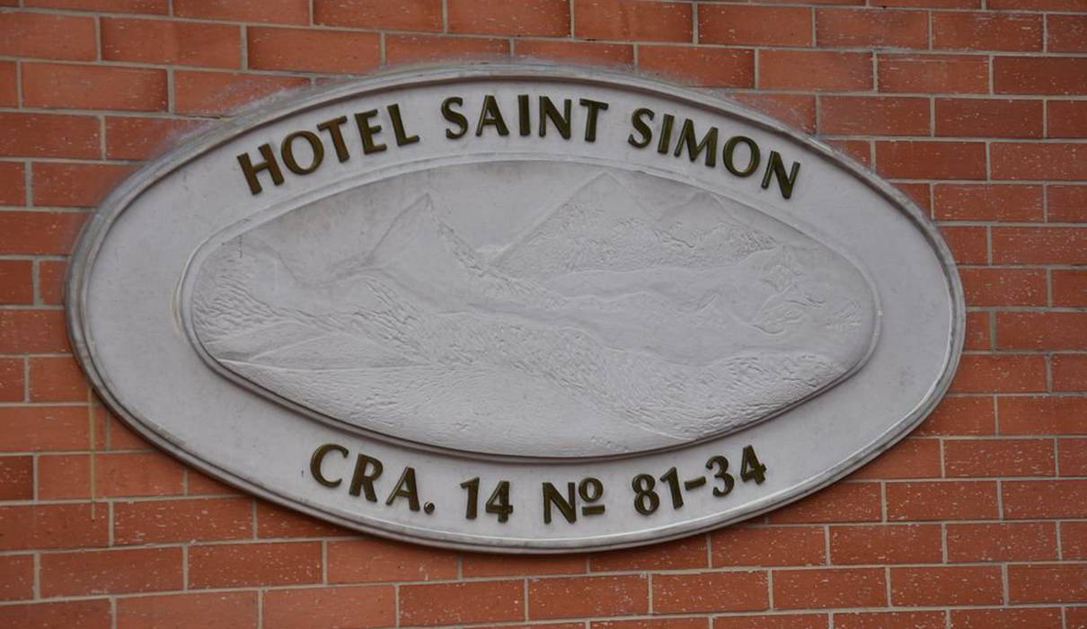 Entrada Hotel Saint Simon Bogotá